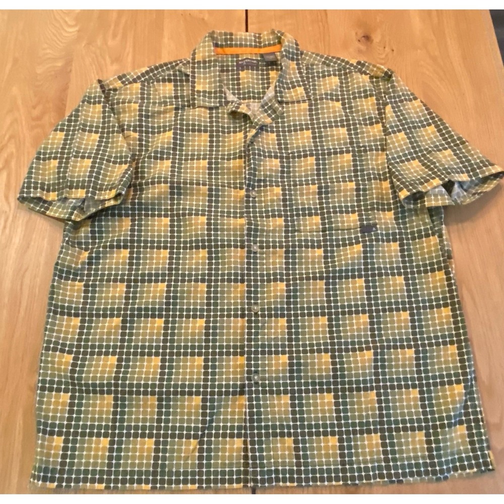 Levis SilverTab Button Down Shirt Men XL Green Geometric Short Sleeve Vintage
